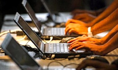 যুক্তরাষ্ট্রে প্রযুক্তি প্রতিষ্ঠানে ছাঁটাই, মরিয়া হয়ে চাকরি খুঁজছেন হাজারো ভারতীয়